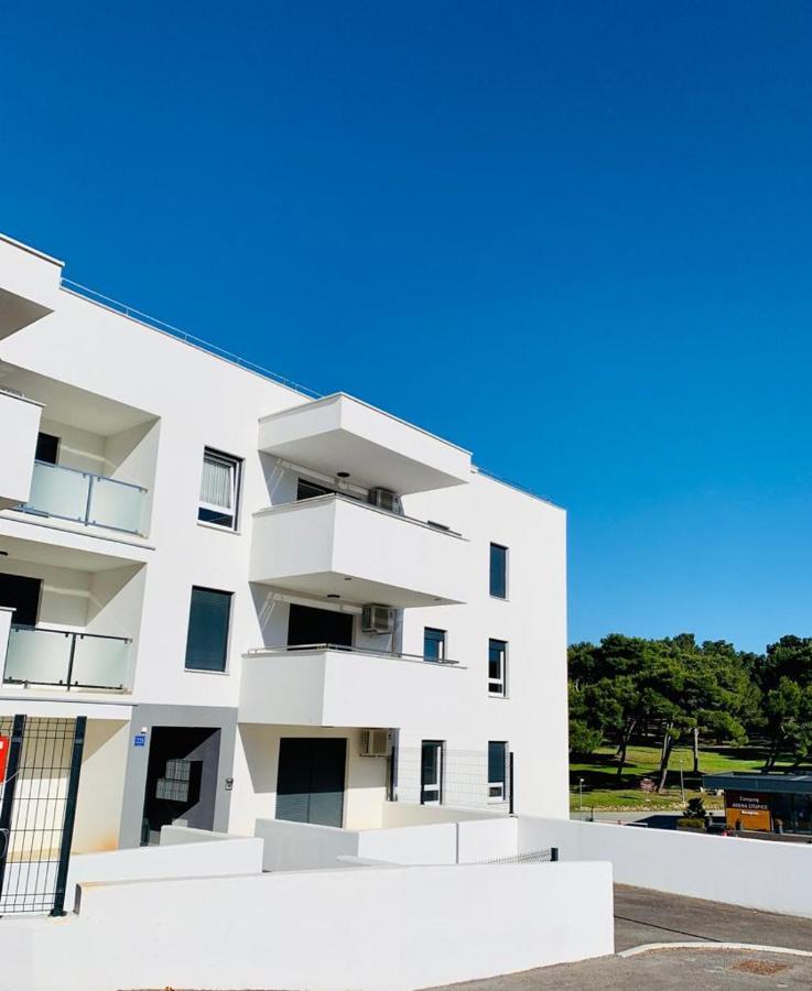Apartment Alexandra Premantura Esterno foto