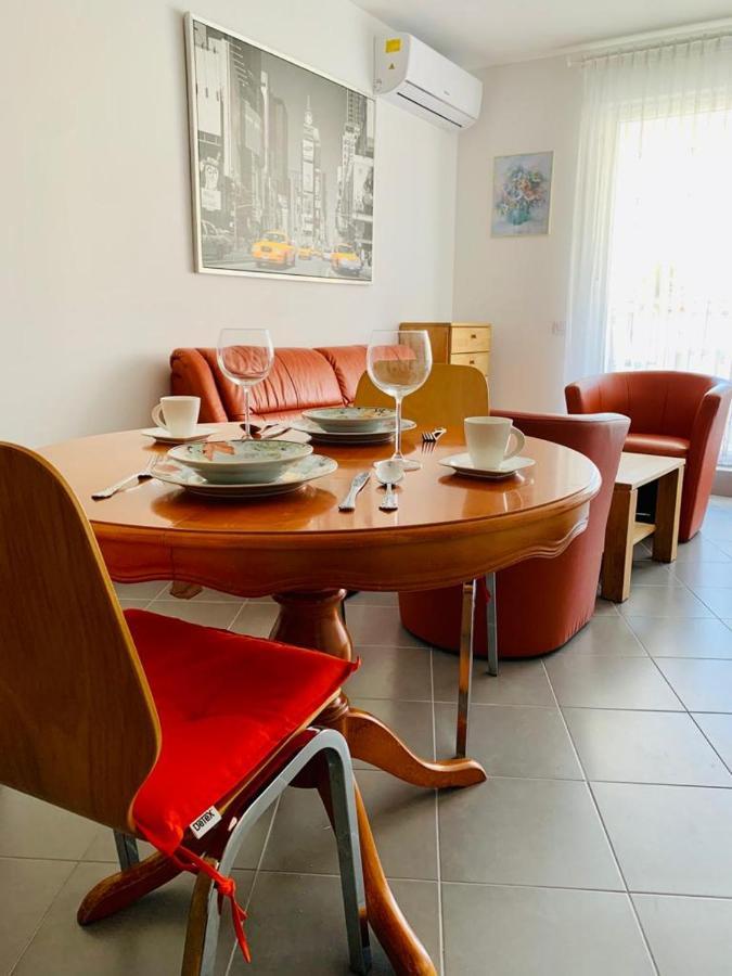 Apartment Alexandra Premantura Esterno foto